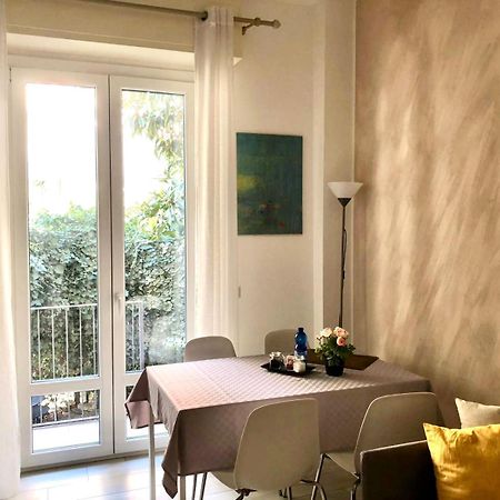 Lovely 2 Room Apartment With Small Garden Milão Exterior foto